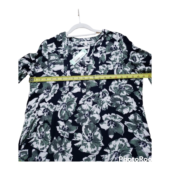 fun to fun Womens Blouse NWT - Picture 2 of 6